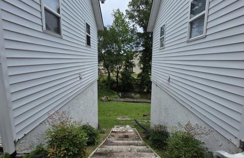 Piney House | The Lotus