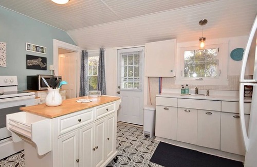 Onset Cottage | The Lucky Gull Cottage at Onset,Stay Lucky by the Bay Four Bedroom Cottage