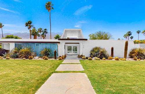 Sunmor House | The Lucky Palm Permit# 1087