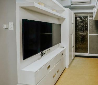 Ermita Apartment | The Luneta Suites at Torre De Manila