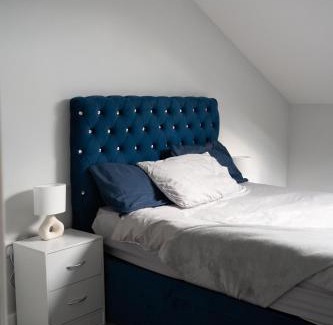 Bradford Apartment | The luxe by Viennese Aparts 2 Bedroom!