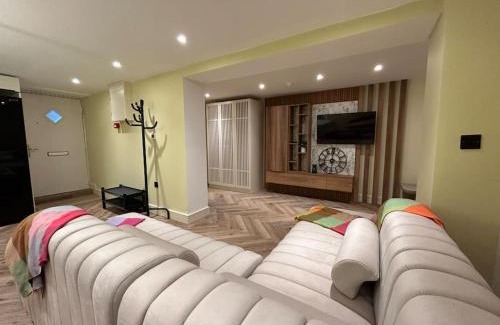 Liverpool Apartment | The Luxurious Hideaway