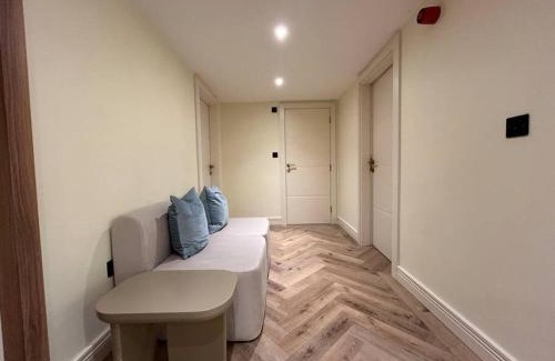 Liverpool Apartment | The Luxurious Hideaway