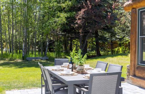 Sun Valley House | The Luxury Cabin at Comfort Circle