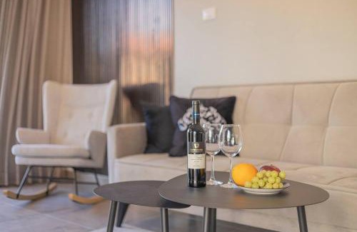 Mea She'arim Apartment | The Luxury Life Studio Apartment