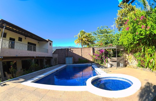 Santa Tecla House | The Luxury Pool House