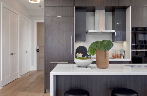 Toronto Entertainment District Apartment | The Madison Front Street