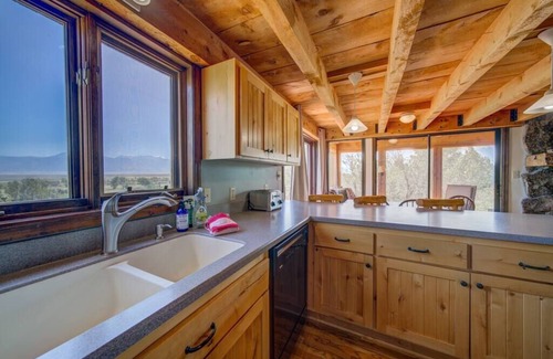 Shining Mountains House | The Madison River Overlook Cabin