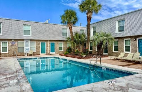 Crescent Beach Apartment | The Madison Villa