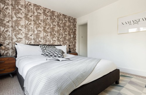 Cambridge Cottage | The Madras Cottage - Bright 3bdr Home With Garden