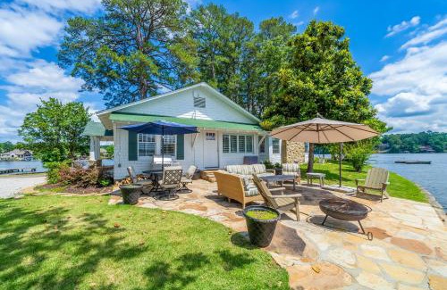 Mid America House | The Magnolia Cottage