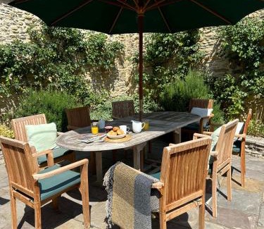 Burton Bradstock House | The Magnolias Burton Bradstock
