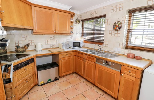 Blockley Cottage | THE MALINS, pet friendly, character holiday cottage in Blockley
