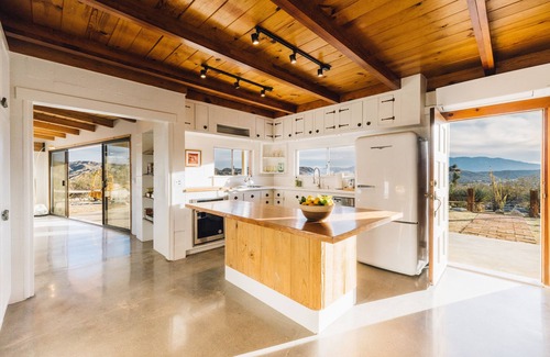Morongo Valley House | The Mallow House Secluded Mid-Century Ranch with Desert Views near Joshua Tree