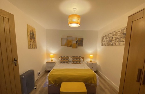 St. Florence Apartment | The Maltings 2 Bedroom Apartment