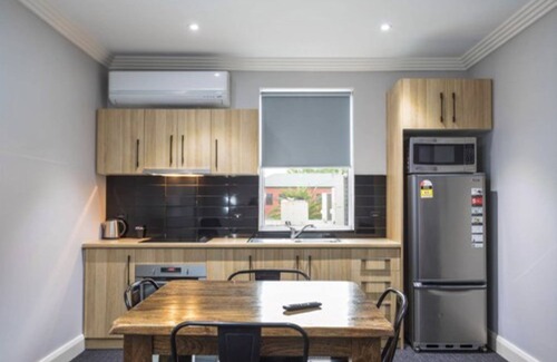 Wagga Wagga Hotel | The Manhattan