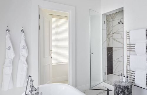 Victoria and Alfred Waterfront Hotel | The Manor House at the Queen Victoria Hotel by NEWMARK