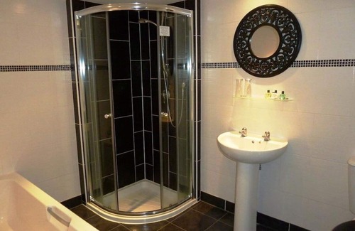 Dronfield Hotel | The Manor House