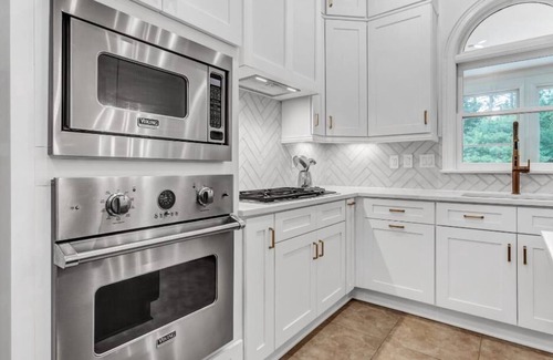 Flowery Branch House | The Manor House