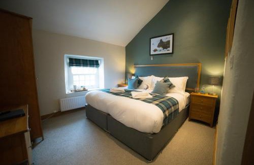 Bampton House | The Mardale Inn