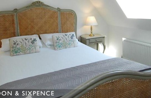 Whitby Hotel | The Marine Hotel & Restaurant