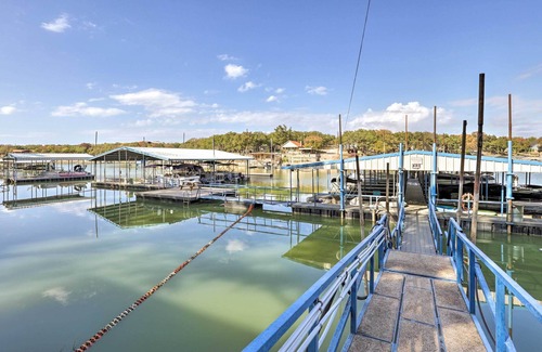 Chico House | 'The Mariner Inn' w/ Fire Pit & Lake Access!