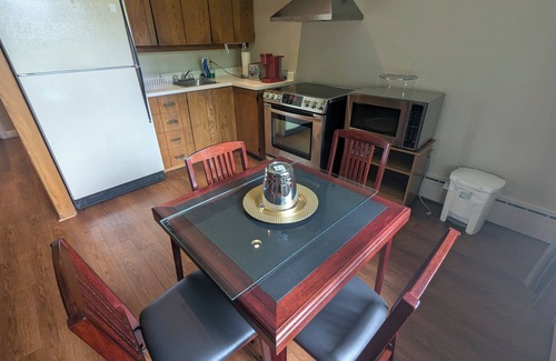 Collingwood Hotel | The Mariner Motor Hotel