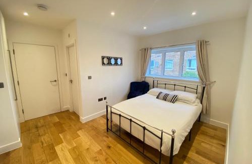 Walworth Apartment | The Market View Apartment