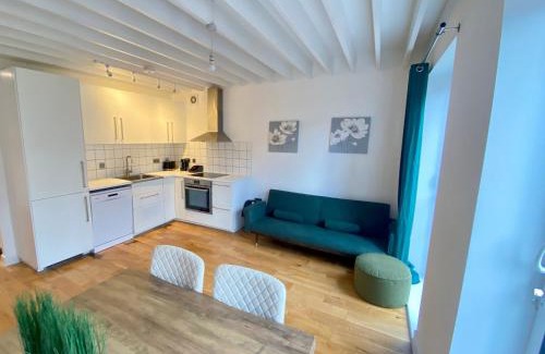 Walworth Apartment | The Market View Apartment