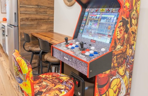 North Charleston House | The Marlboro Experience - Skee Ball & Arcade Room!