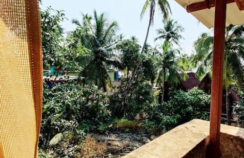 Ashvem House | The Maroon Beach House