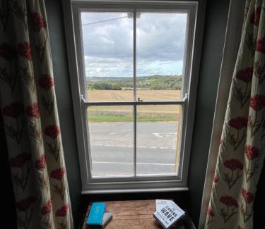 Bourton House | The Master Suite, Cotswolds Coaching Inn