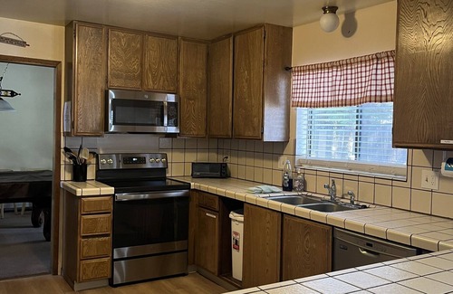 Lower Kingsbury House | The Meadow Drive Home In Beautiful Lake Tahoe Nevada, easy access - golf-hike