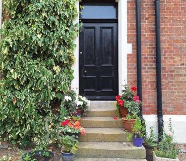 Winestead House | The Meadow Suite, Enholmes Hall