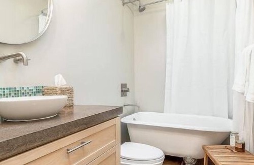 Menlo Park House | The Menlo Park Retreat