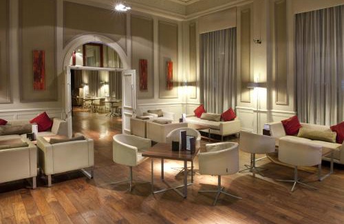 Leeds City Center Hotel | The Met Hotel Leeds - Newly Refurbished