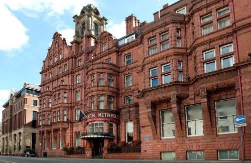 Leeds City Center Hotel | The Met Hotel Leeds - Newly Refurbished