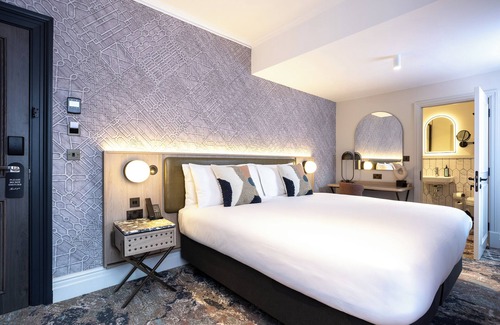 Leeds City Center Hotel | The Met Hotel Leeds - Newly Refurbished