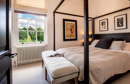 Tetbury House | The Mews