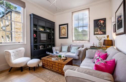 Tetbury House | The Mews
