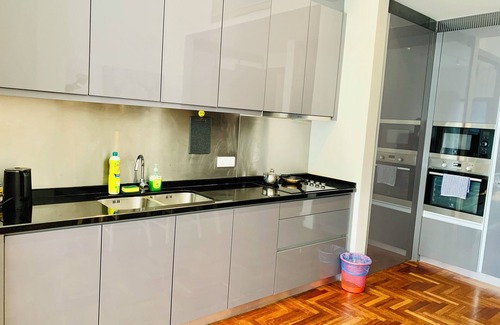 Kuala Lumpur City Centre Apartment | The MEWS KLCC By Arman