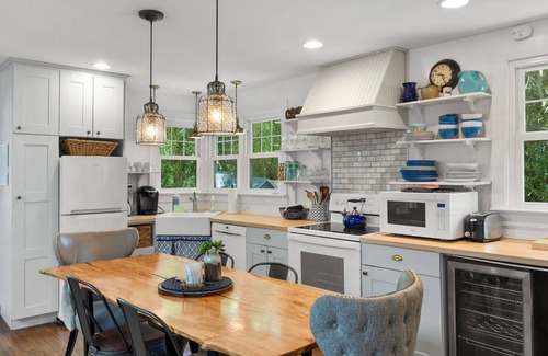 Neavitt Cottage | The Middle Point Cabin in Saint Michaels
