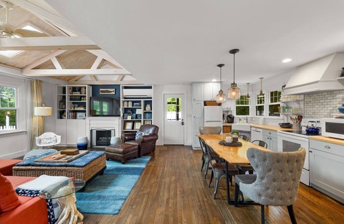 Neavitt Cottage | The Middle Point Cabin in Saint Michaels
