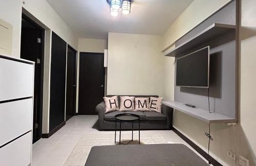 Paranaque Apartment | The Mindful Home - 2BR Cozy Condo near NAIA