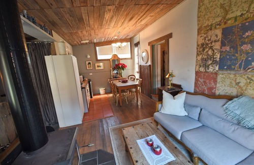 Eureka House | The Miner's Loft - Ballarat