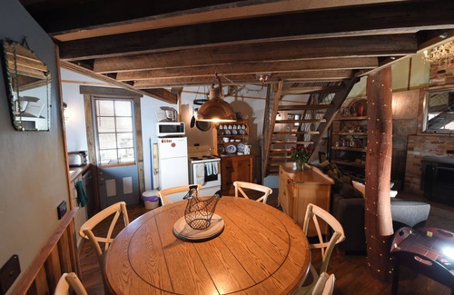 Eureka House | The Miner's Loft - Ballarat
