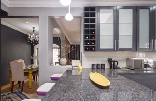 Ekurhuleni Apartment | The Minimalist