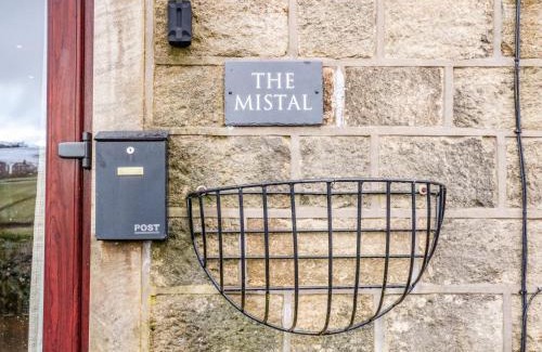 Oakworth House | The Mistal