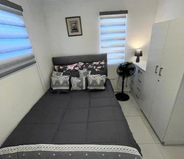 Grassy Park Apartment | The MK House