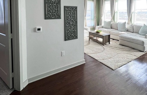 Fort Worth Apartment | The Modern Farmhouse | Downtown Fort Worth